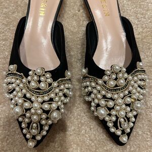 Elegant Black Embellished Women's Shoes